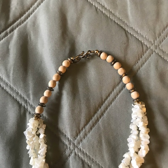 Shell Necklace - Picture 6 of 6